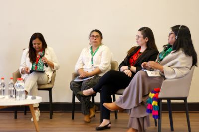 Esta actividad se realizó  en el marco del III Encuentro de la Red de Conocimientos Indígenas de la Asociación de Universidades de la Cuenca del Pacífico (APRU), que se está desarrollando en la Universidad de Chile. 